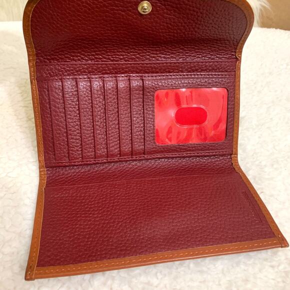 DOONEY & BOURKE Dark Red/Tan Leather Trifold Continental CLAREMONT Wallet - Picture 9 of 12